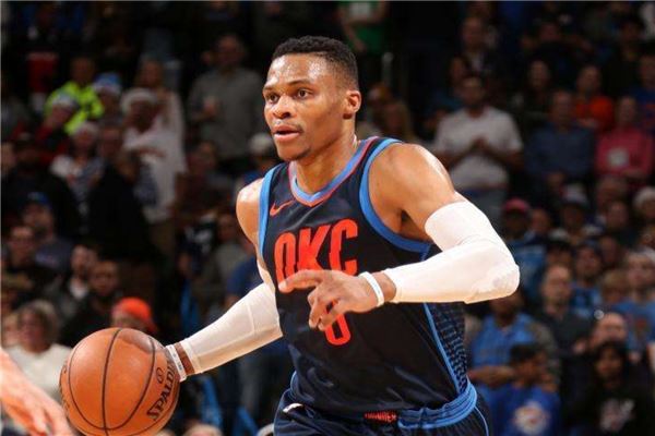 车与一辆卡 车与一辆卡