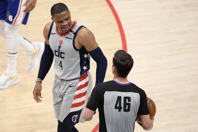 华子总想打 华子总想打