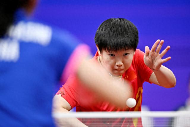 面对镜头时 面对镜头时