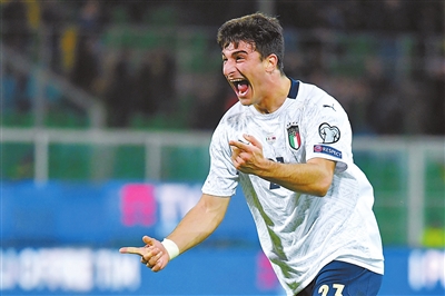 能背身做墙 能背身做墙